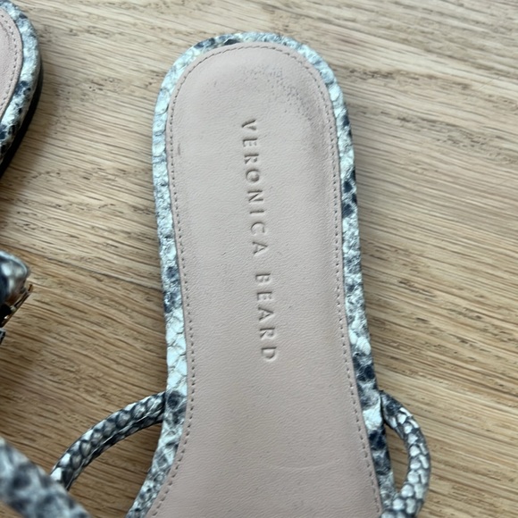 Veronica Beard snake print sandals. Excellent condition! 🌟 Size 8.5. - Picture 4 of 6